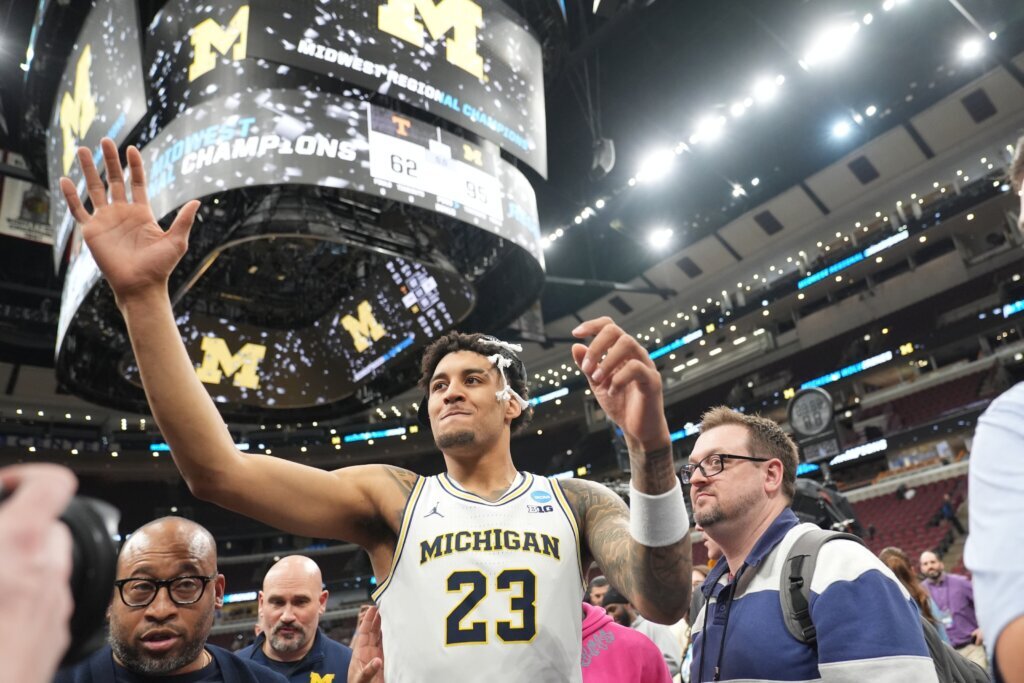 APTOPIX NCAA Tennessee Michigan Basketball
