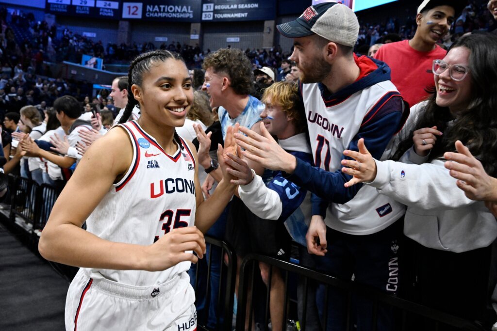 NCAA Syracuse UConn Basketball