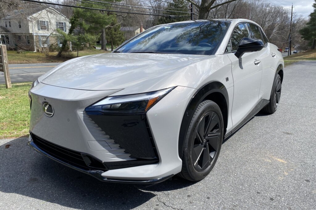 Though most would simply call this paint color gray, Lexus labels it "Wind."