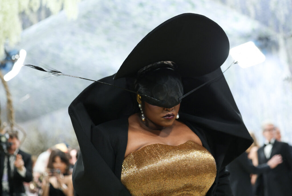 French singer Yseult arrives for the 2026 Met Gala celebrating "Costume Art" at the Metropolitan Museum of Art, in New York, on May 4, 2026. (Photo by ANGELA WEISS / AFP via Getty Images)